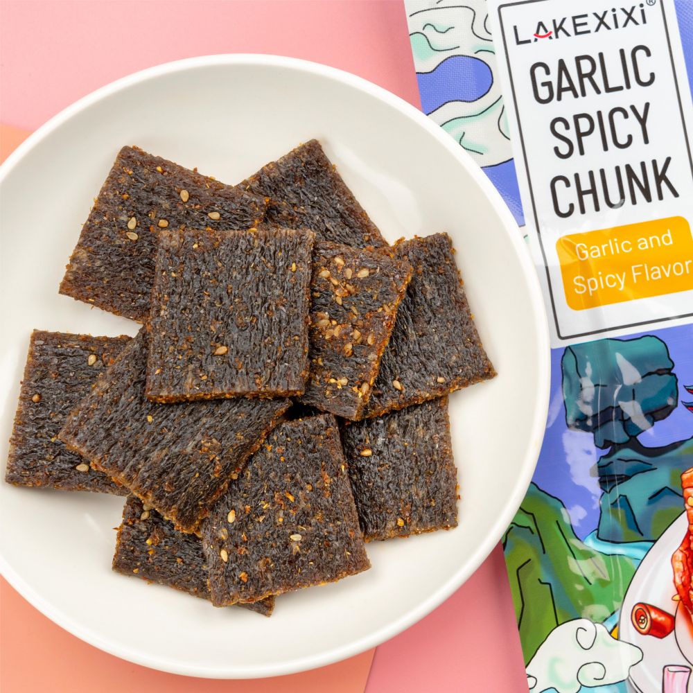 Premium raw materials for Traditional Garlic Spicy Chunk - high-gluten wheat flour, fresh garlic, Sichuan pepper, first-grade rapeseed oil